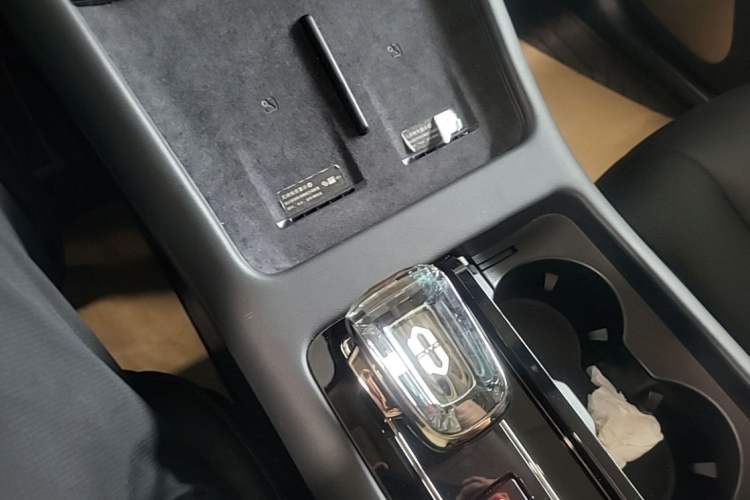 Used Hima AITO M7 2024 1.5T Intelligent Driving Rear-Drive Max Edition 5 Seats Gear Lever