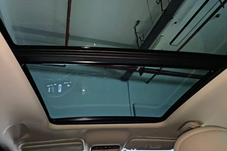 Used Hima AITO M7 2024 1.5T Rear-Drive Plus Version 5 Seats Headliner