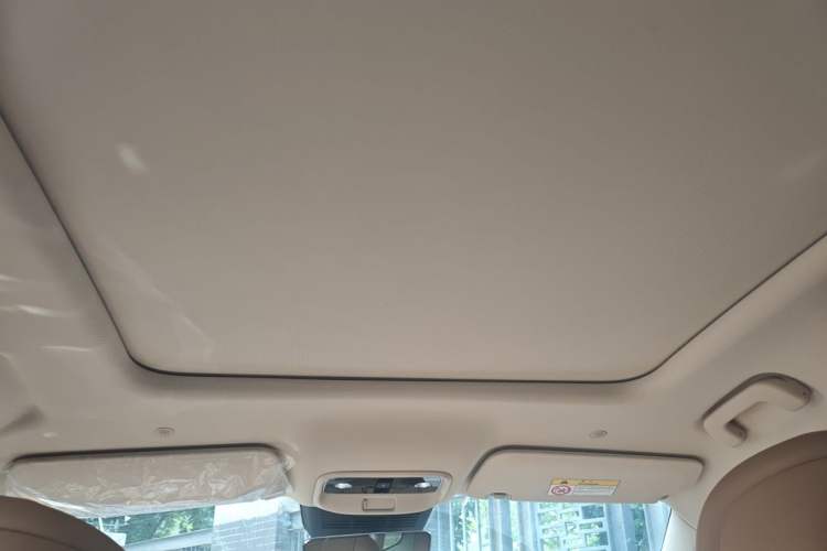 Used Hima AITO M7 2024 1.5T Four-Wheel Drive Plus Version 5 Seats Headliner