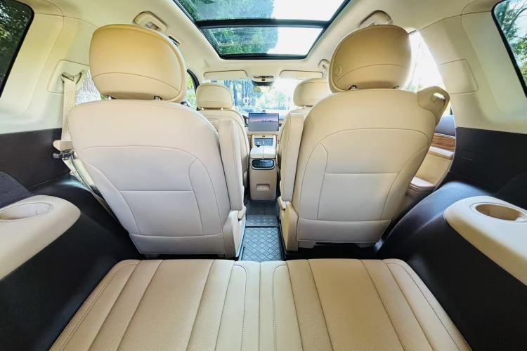 Used Hima AITO M7 2024 1.5T Intelligent Driving 4WD Pro Edition 6 Seats Ternary Lithium Battery Interior 6