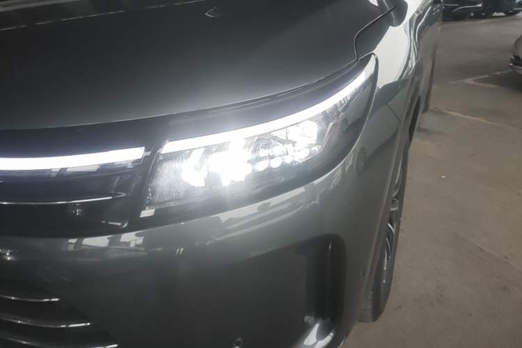 Used Hima AITO M7 2024 1.5T Rear-Drive Plus Version 5 Seats Left Front Headlight