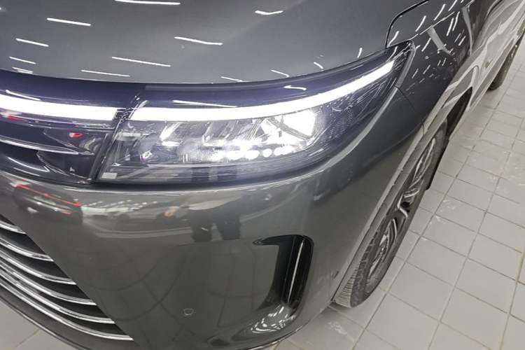 Used Hima AITO M7 2024 1.5T Rear-Drive Plus Version 5 Seats Left Front Headlight