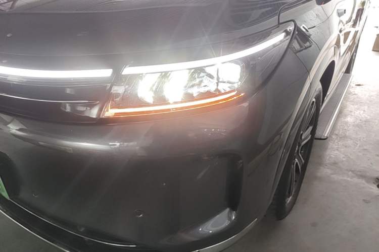 Used Hima AITO M7 2024 1.5T Intelligent Drive 4WD Ultra Version 5 Seats Left Front Headlight