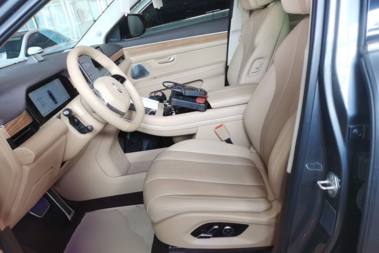 Used Hima AITO M7 2024 1.5T Rear-Drive Plus Version 5 Seats Left Front Seat