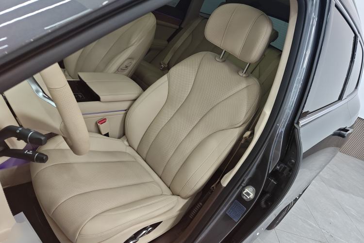 Used Hima AITO M7 2024 1.5T Rear-Drive Plus Version 5 Seats Left Front Seat