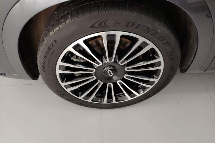 Used Hima AITO M7 2024 1.5T Four-Wheel Drive Plus Version 5 Seats Left Front Wheel Hub
