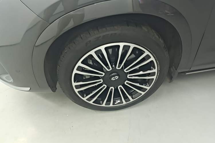 Used Hima AITO M7 2024 1.5T Intelligent Driving 4WD Max Edition 5 Seats Left Front Wheel Hub