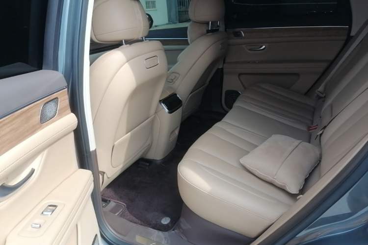 Used Hima AITO M7 2024 1.5T Intelligent Driving 4WD Max Edition 5 Seats Left Rear Seat
