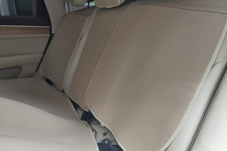 Used Hima AITO M7 2024 1.5T Rear-Drive Plus Version 5 Seats Left Rear Seat
