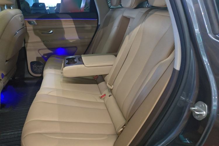 Used Hima AITO M7 2024 1.5T Intelligent Driving Rear-Drive Max Edition 5 Seats Left Rear Seat