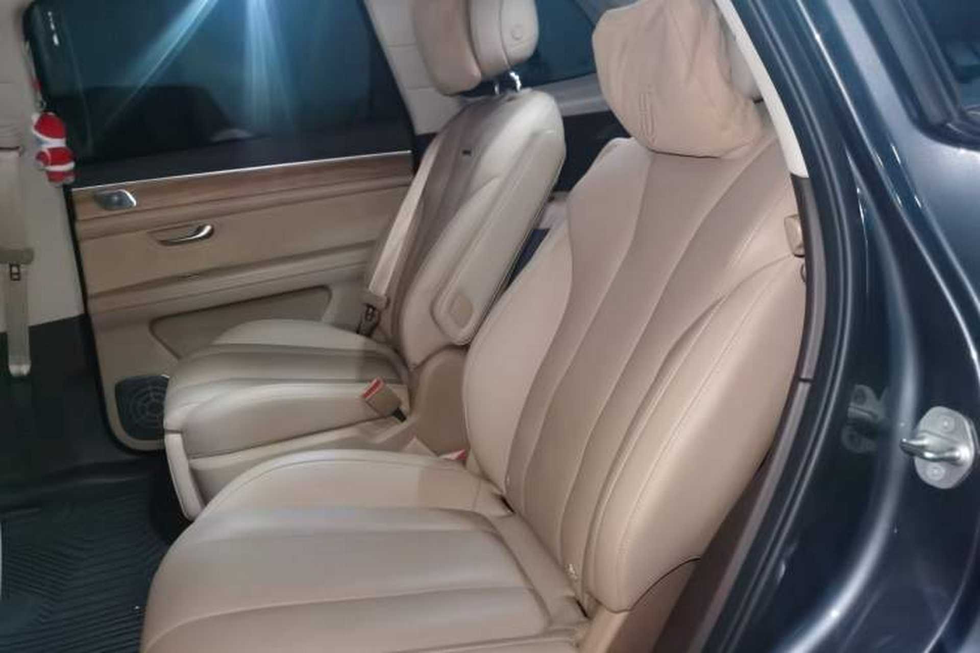 Used Hima AITO M7 2024 1.5T Intelligent Driving Rear-Drive Ultra Version 6 Seats Left Rear Seat