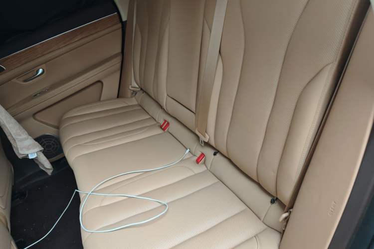 Used Hima AITO M7 2024 1.5T Intelligent Driving 4WD Max Edition 5 Seats Left Rear Seat