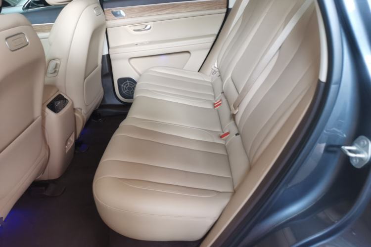 Used Hima AITO M7 2024 1.5T Rear-Drive Plus Version 5 Seats Left Rear Seat