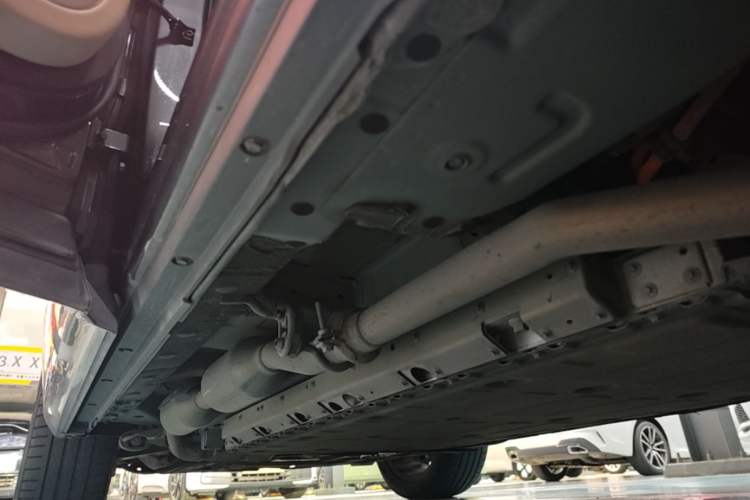 Used Hima AITO M7 2024 1.5T Rear-Drive Plus Version 5 Seats Left Side Sill