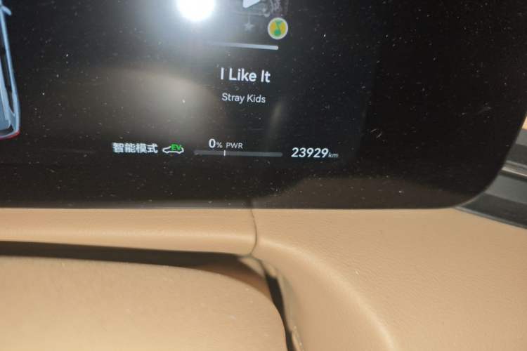 Used Hima AITO M7 2024 1.5T Intelligent Driving Rear-Drive Max Edition 5 Seats Odometer Close Up