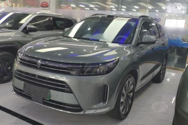 Ojetý Hima AITO M7 2024 1.5T Intelligent Driving 4WD Max Edition 5 Seats