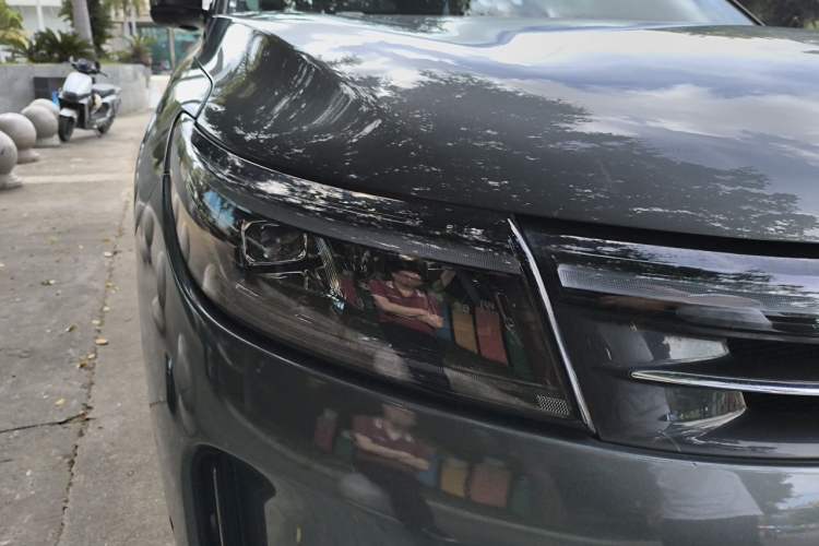 Used Hima AITO M7 2024 1.5T Intelligent Driving Rear-Drive Ultra Version 6 Seats Right Front Headlight