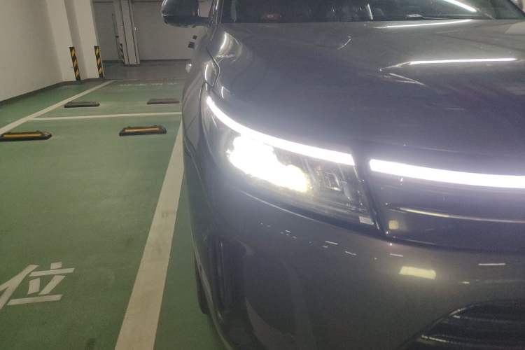 Used Hima AITO M7 2024 1.5T Intelligent Driving Rear-Drive Max Edition 5 Seats Right Front Headlight