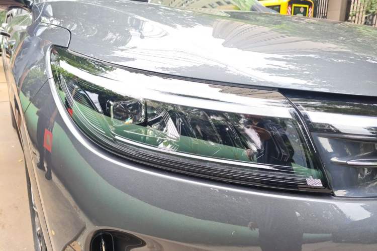 Used Hima AITO M7 2024 1.5T Intelligent Driving 4WD Max Edition 5 Seats Right Front Headlight