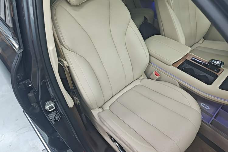 Used Hima AITO M7 2024 1.5T Intelligent Driving 4WD Max Edition 5 Seats Right Front Seat