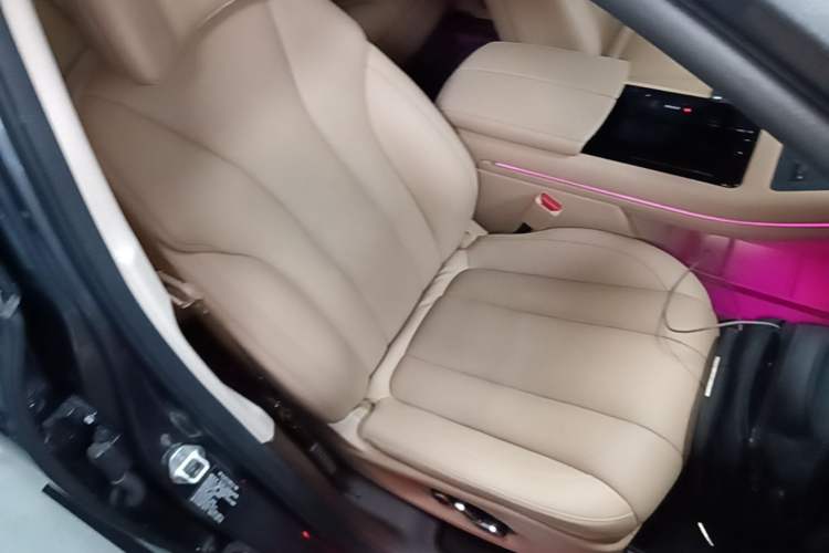 Used Hima AITO M7 2024 1.5T Intelligent Driving Rear-Drive Max Edition 5 Seats Right Front Seat
