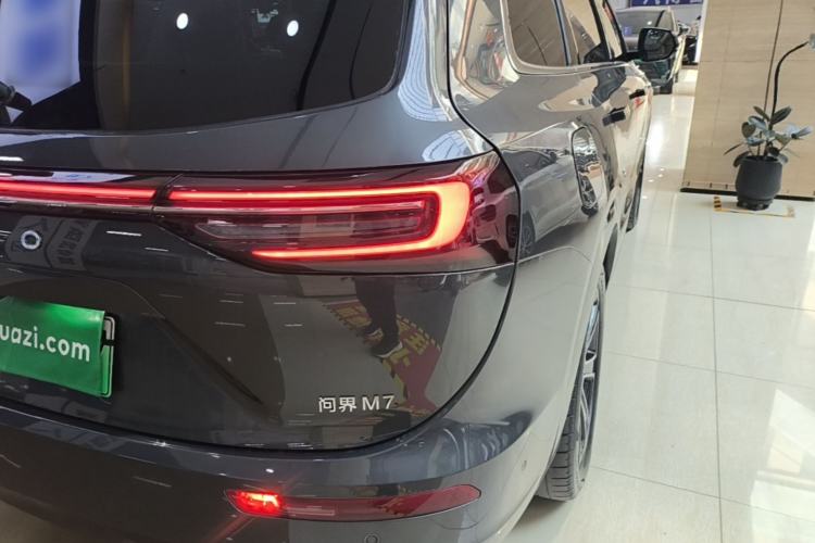 Used Hima AITO M7 2024 1.5T Intelligent Driving Rear-Drive Pro Version 5 Seats Right Rear Taillight