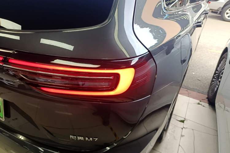 Used Hima AITO M7 2024 1.5T Intelligent Driving Rear-Drive Max Edition 5 Seats Right Rear Taillight