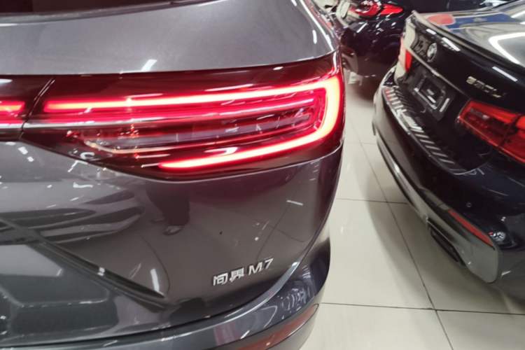 Used Hima AITO M7 2024 1.5T Intelligent Driving 4WD Max Edition 5 Seats Right Rear Taillight