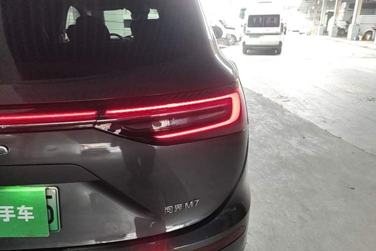 Used Hima AITO M7 2024 1.5T Rear-Drive Plus Version 5 Seats Right Rear Taillight