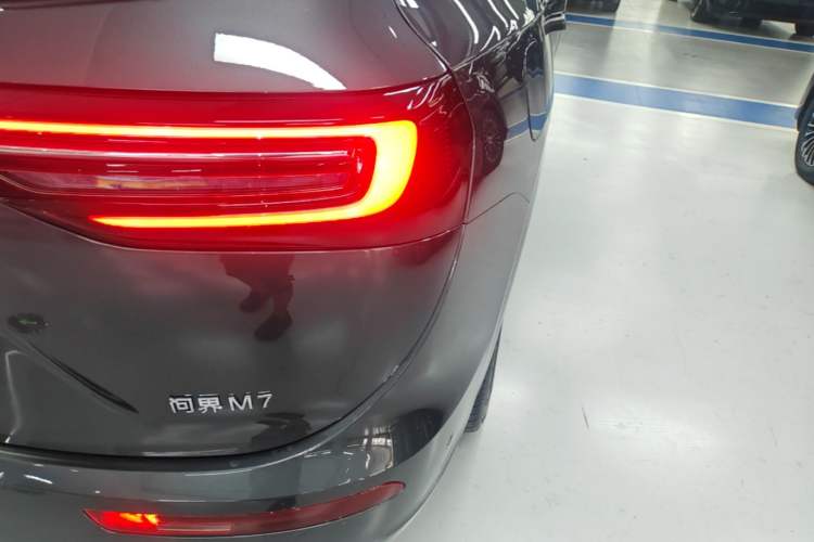Used Hima AITO M7 2024 1.5T Intelligent Driving 4WD Max Edition 5 Seats Right Rear Taillight