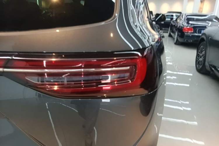 Used Hima AITO M7 2024 1.5T Intelligent Driving Rear-Drive Max Edition 5 Seats Right Rear Taillight