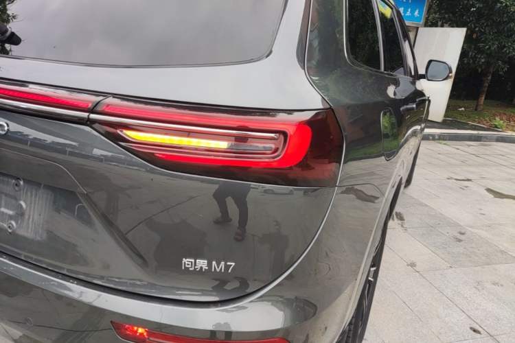 Used Hima AITO M7 2024 1.5T Intelligent Driving Rear-Drive Pro Version 5 Seats Right Rear Taillight