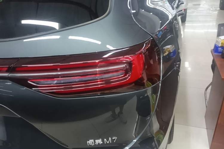 Used Hima AITO M7 2024 1.5T Intelligent Driving 4WD Max Edition 5 Seats Right Rear Taillight