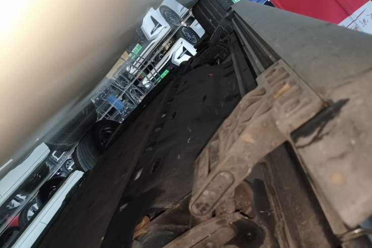 Used Hima AITO M7 2024 1.5T Intelligent Driving Rear-Drive Ultra Version 6 Seats Right Side Sill