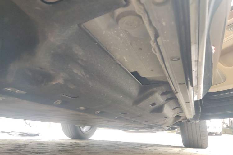 Used Hima AITO M7 2024 1.5T Rear-Drive Plus Version 5 Seats Right Side Sill