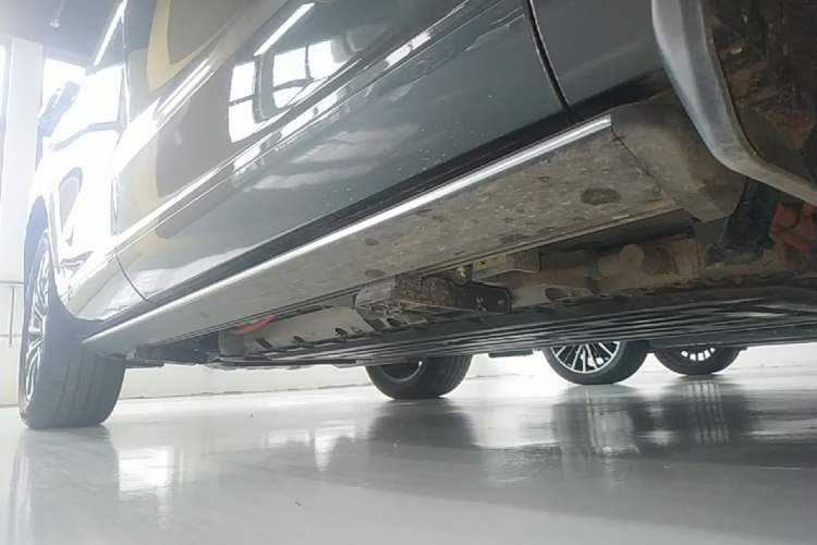 Used Hima AITO M7 2024 1.5T Intelligent Driving Rear-Drive Max Edition 5 Seats Right Side Sill