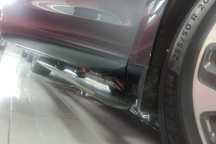 Used Hima AITO M7 2024 1.5T Intelligent Driving Rear-Drive Max Edition 6 Seats Right Side Sill