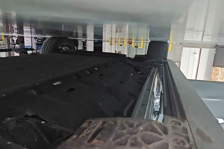 Used Hima AITO M7 2024 1.5T Intelligent Driving 4WD Max Edition 5 Seats Right Side Sill