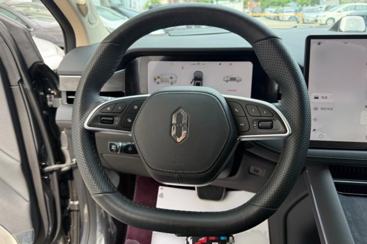 Used Hima AITO M7 2024 1.5T Rear-Drive Plus Version 6 Seats Steering Wheel