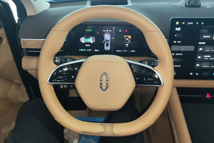Used Hima AITO M7 2024 1.5T Intelligent Driving Rear-Drive Max Edition 5 Seats Steering Wheel