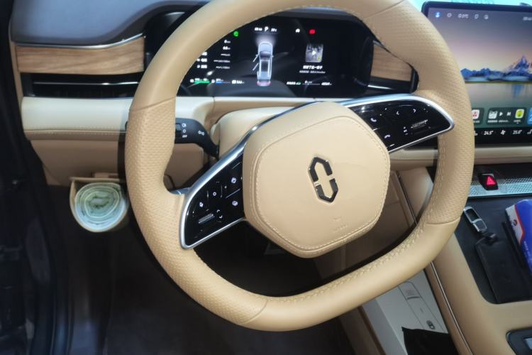 Used Hima AITO M7 2024 1.5T Intelligent Driving Rear-Drive Max Edition 5 Seats Steering Wheel