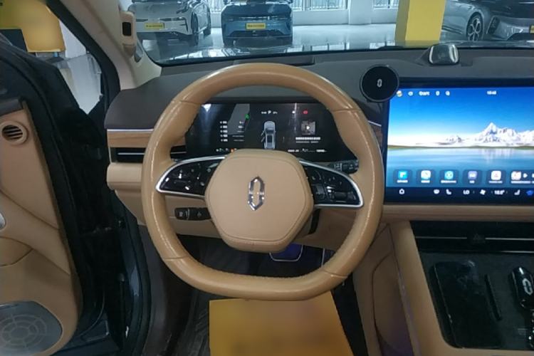 Used Hima AITO M7 2024 1.5T Intelligent Driving Rear-Drive Max Edition 5 Seats Steering Wheel