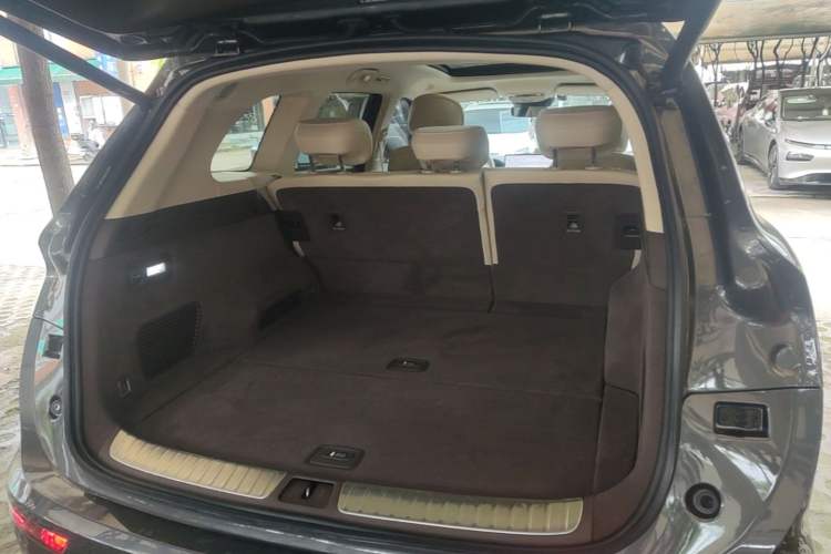 Used Hima AITO M7 2024 1.5T Rear-Drive Plus Version 5 Seats Trunk