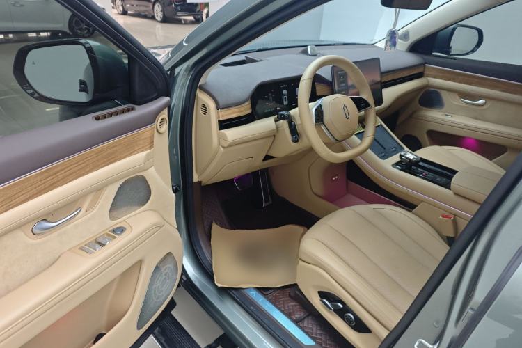 Used Hima AITO M7 2024 1.5T Intelligent Driving Rear-Drive Ultra Version 6 Seats Driver Seat