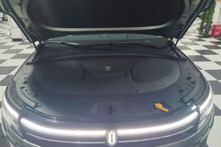 Used Hima AITO M7 2024 1.5T Intelligent Driving 4WD Max Edition 5 Seats Engine Bay