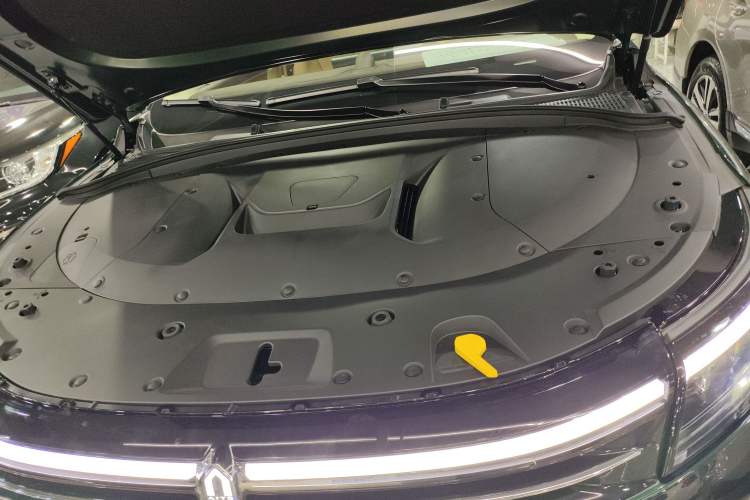 Used Hima AITO M7 2024 1.5T Intelligent Driving Rear-Drive Pro Version 5 Seats Engine Bay