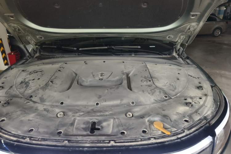 Used Hima AITO M7 2024 1.5T Rear-Drive Plus Version 5 Seats Engine Bay