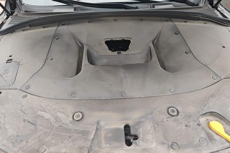 Used Hima AITO M7 2024 1.5T Rear-Drive Plus Version 5 Seats Engine Bay