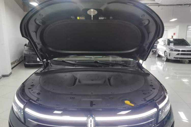 Used Hima AITO M7 2024 1.5T Intelligent Drive Rear-Drive Ultra Version 5 Seats Engine Bay