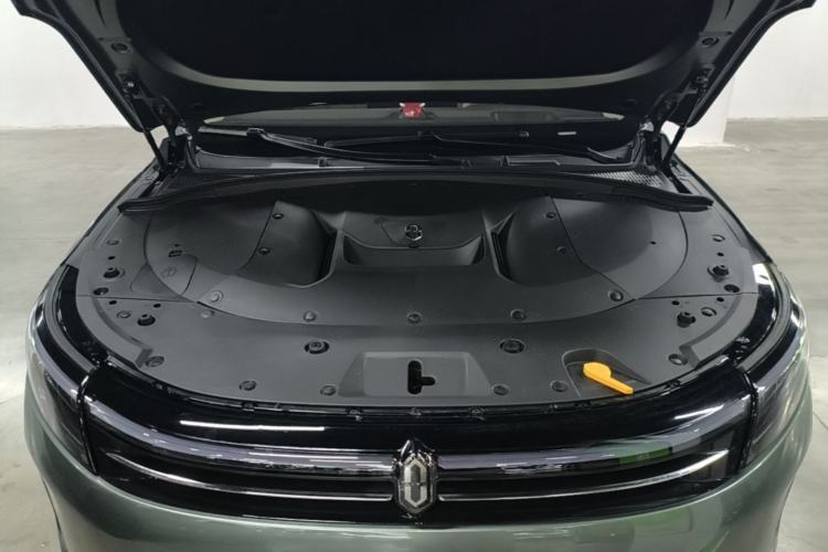Used Hima AITO M7 2024 1.5T Rear-Drive Plus Version 5 Seats Engine Bay